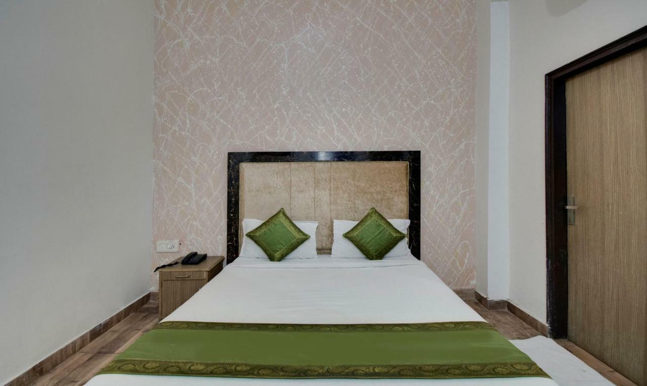 Itsy By Treebo - Royale Inn Meerut Eksteriør bilde